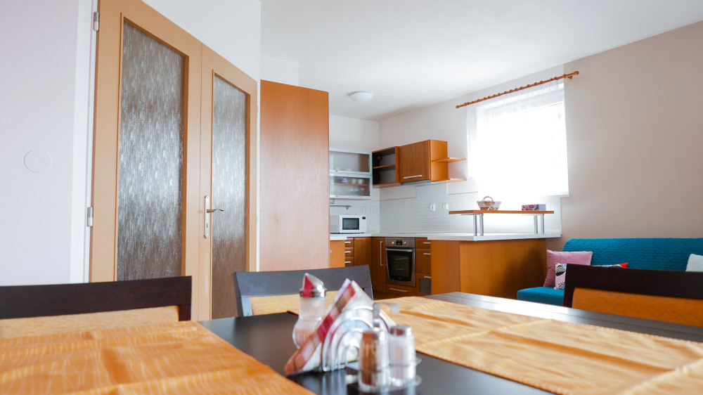 Commodious and bright flat with balcony