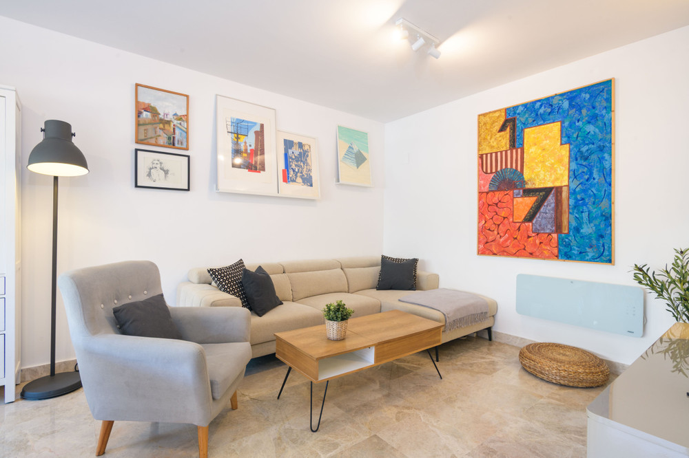 Flat next to María Zambrano for professionals preview