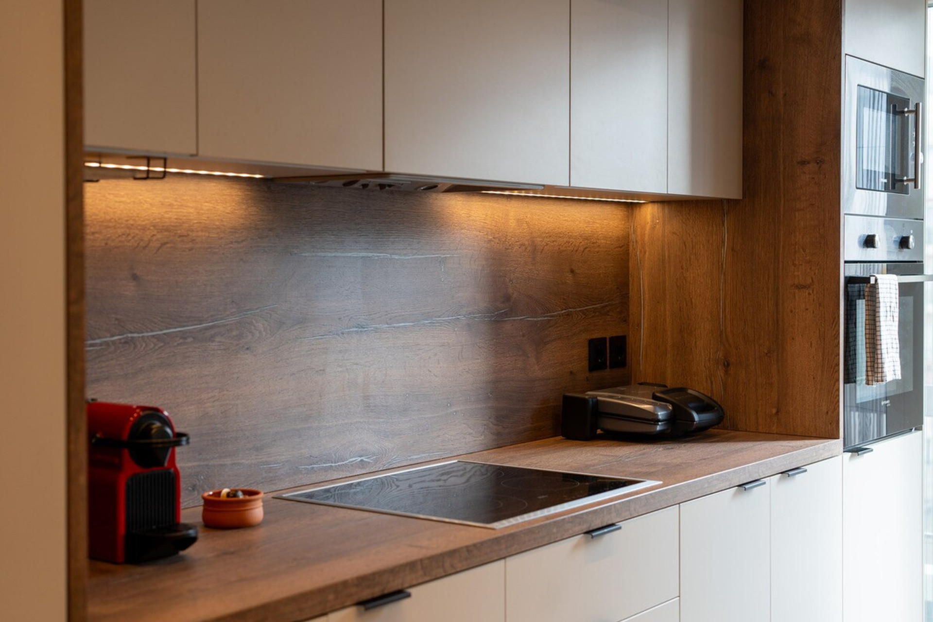 Full kitchen image 3