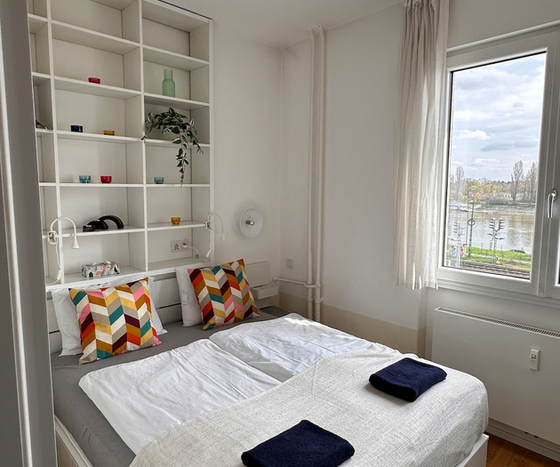 Victor's Danube View Residence
