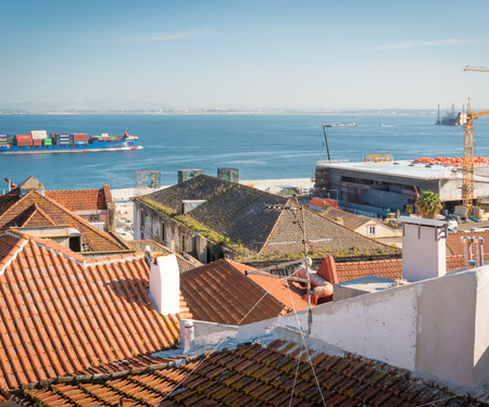 Alfama Beco dos Ramos with amazing sea view