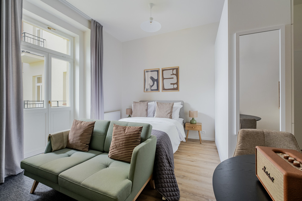 Blueground | Holešovice, clean & smart, ID61 preview