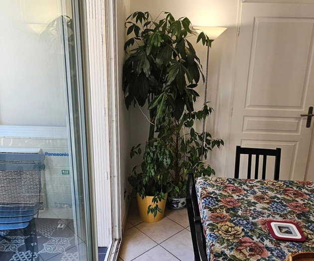 Your comfy stay in Juan-les-Pins – beach & parking