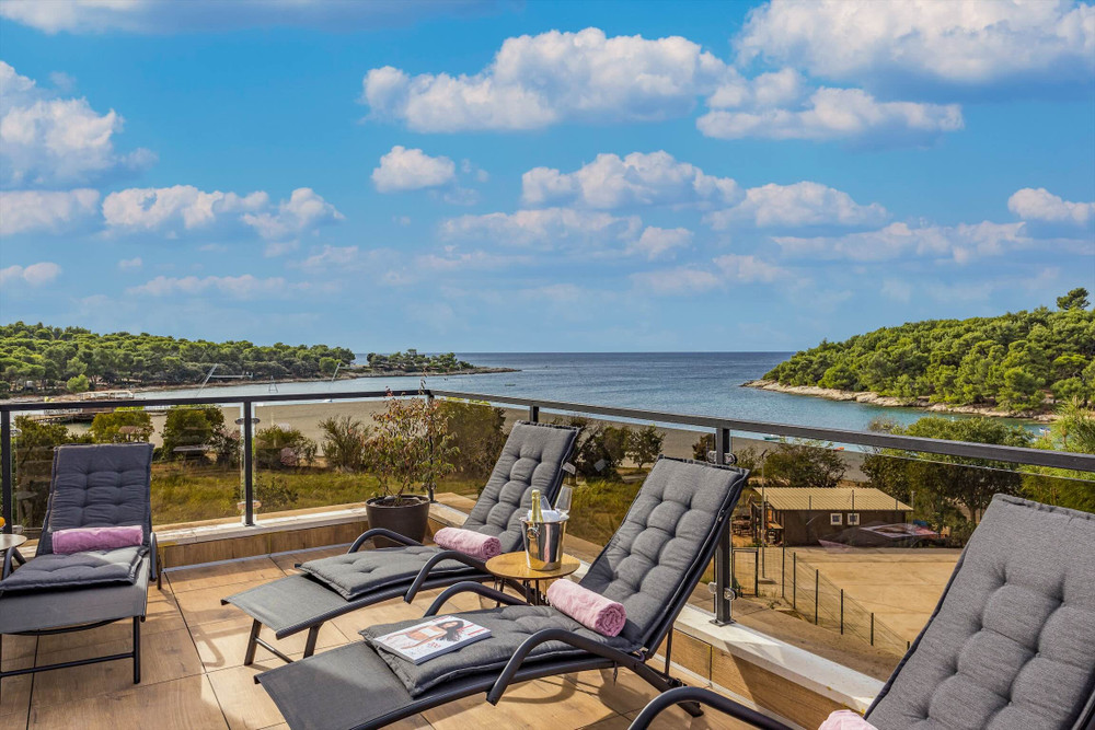 Villa Palma - seaside luxury villa for 6 person! preview
