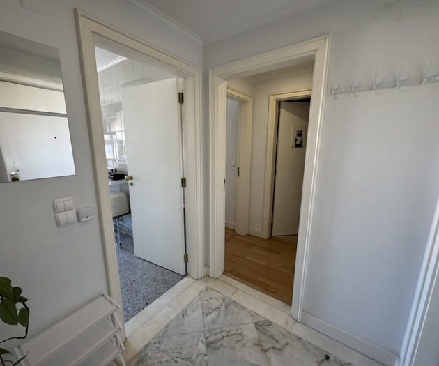 1 bedroom apt w/ parking place and bills included