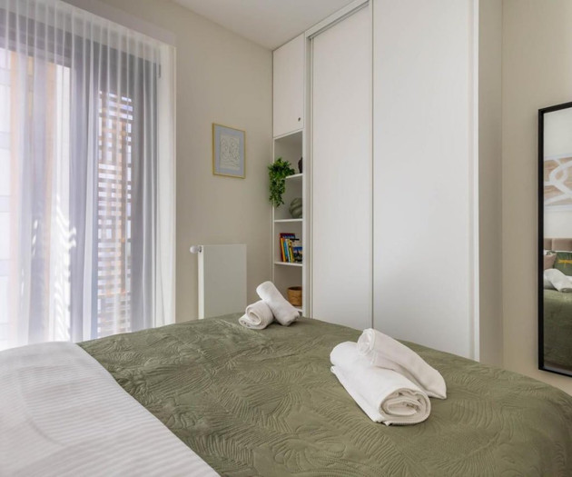 Modern 1-Bedroom Apartment in the Heart of Warsaw