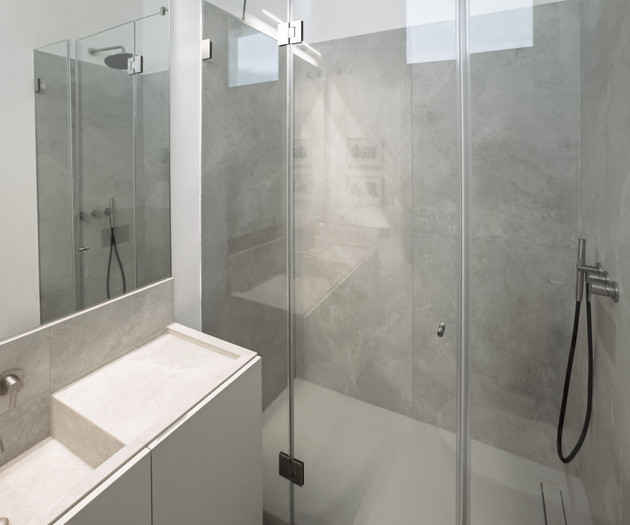 Your Lisbon Oasis: 3-Bed Apartment with Pool & Out