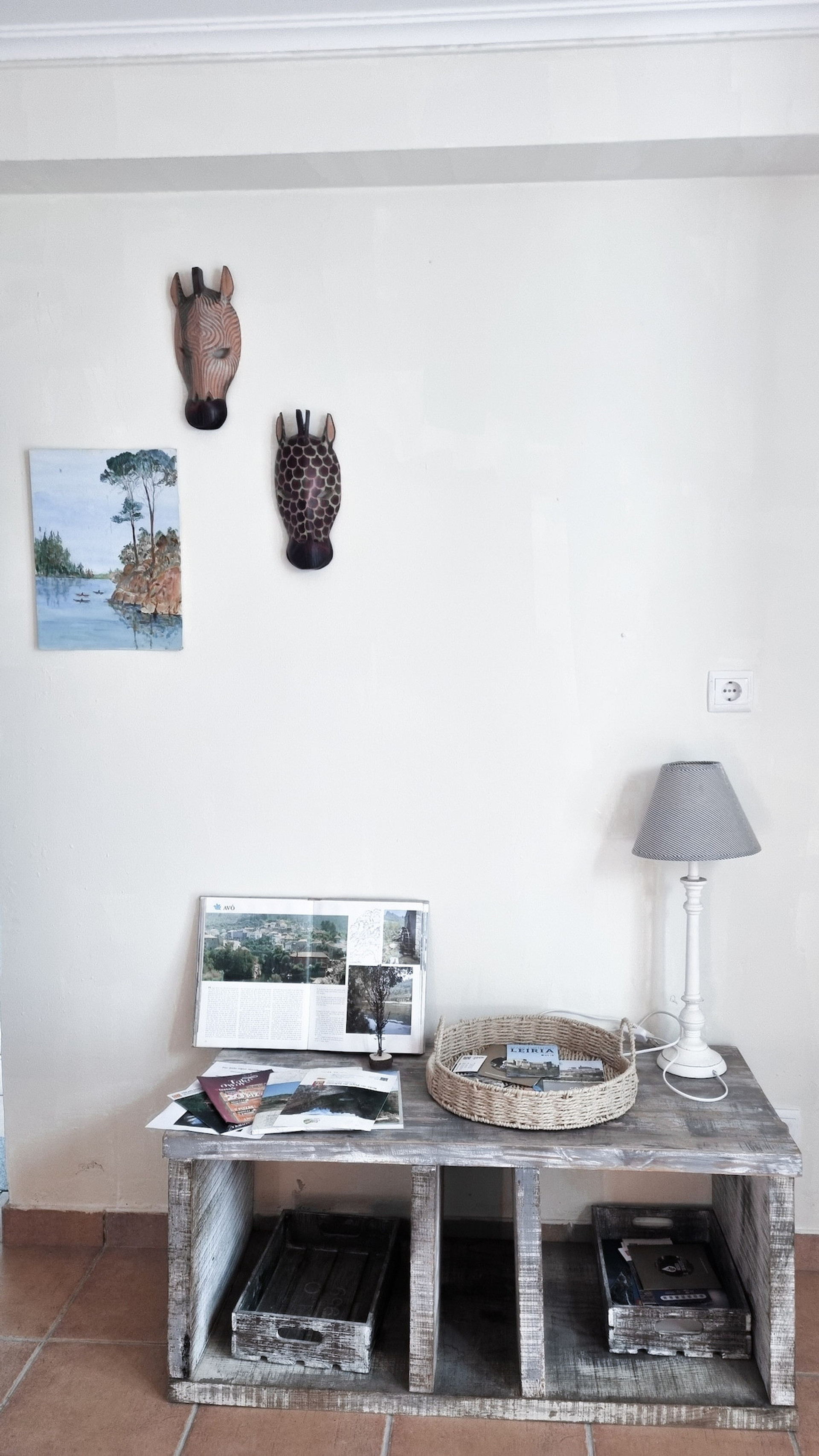 Living room image 4