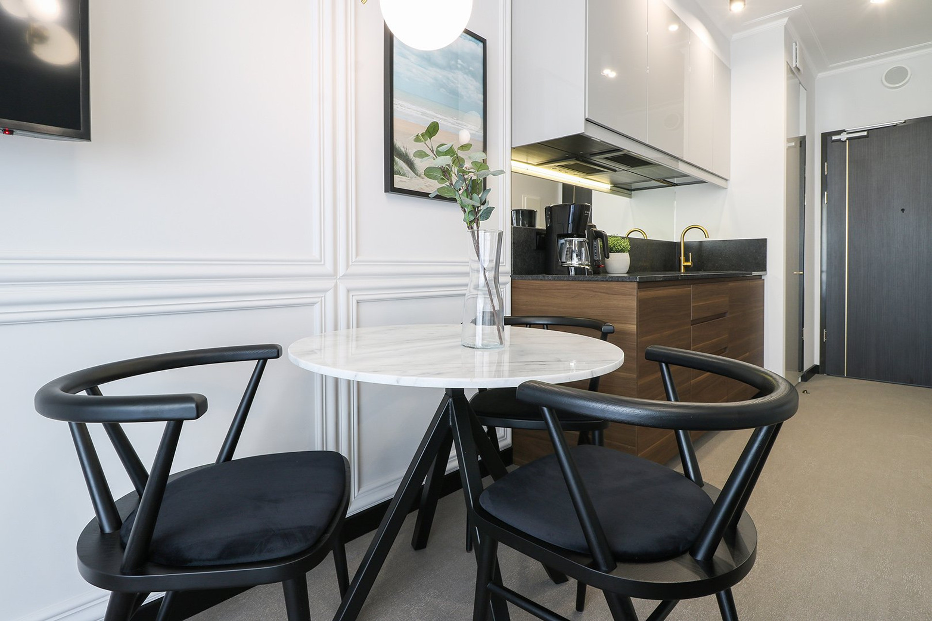 Sample photo, actual apartments may vary slightly in décor.
