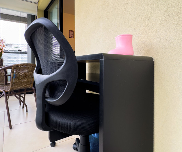 Teljesen felszerelt stúdió 30 méterre a metróállom