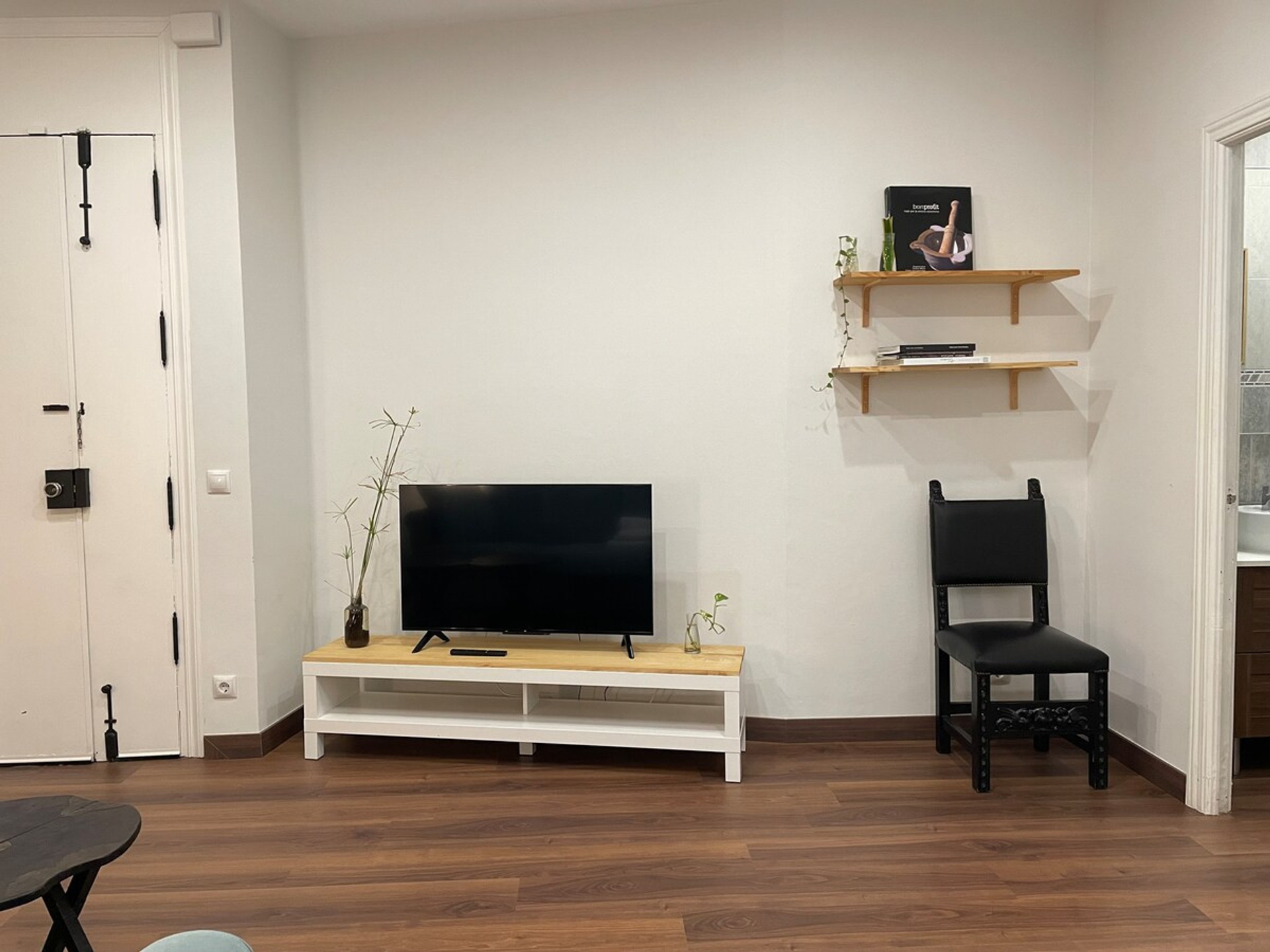 Smart TV 42”