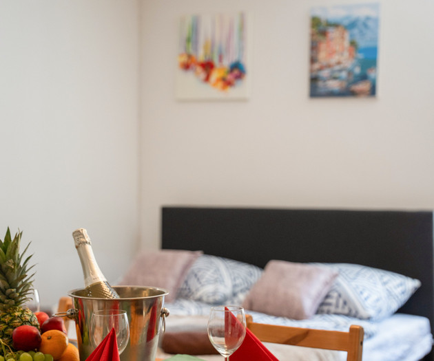 City Comfort Terrace | Stylish Central Home