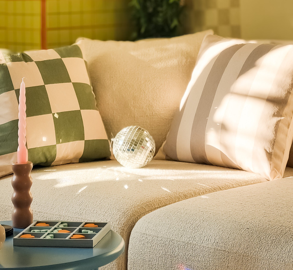 the mirrorbubble: your dreamy 5th-floor retreat preview