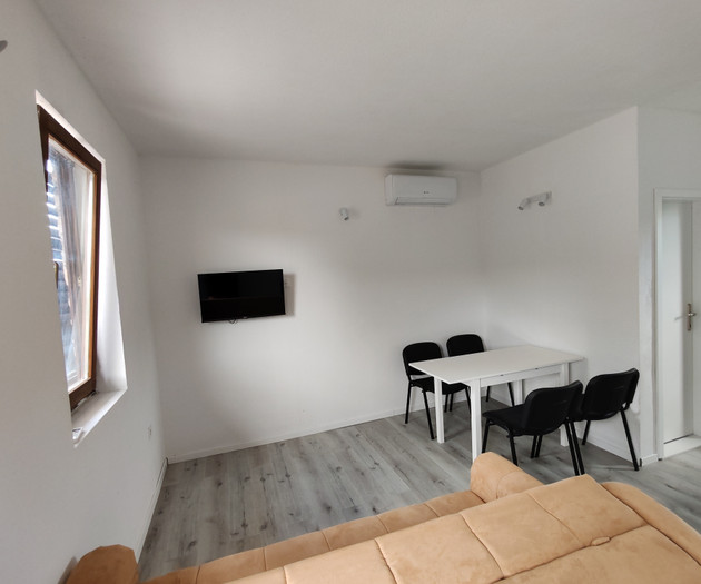 Sea View 2BR · Starlink Internet · near beach