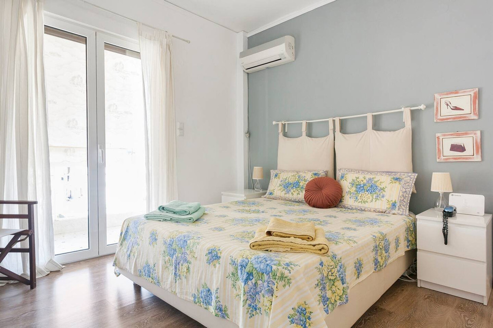 TopFloor Fully Furnished 2‑Bed in Walkable Glyfada preview