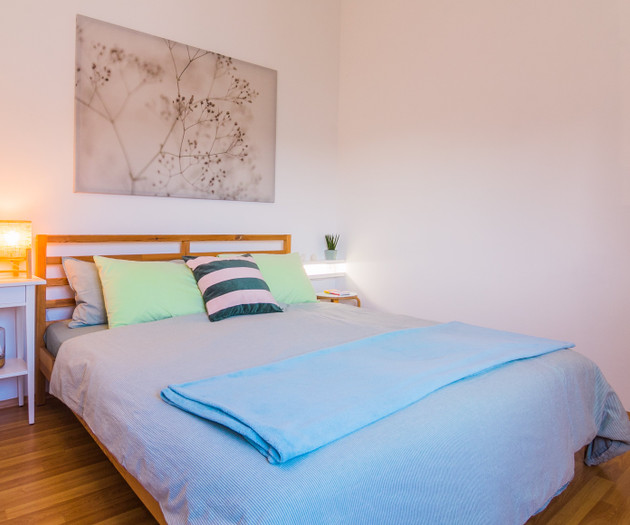 Your quiet oasis near the sea. Free parking.