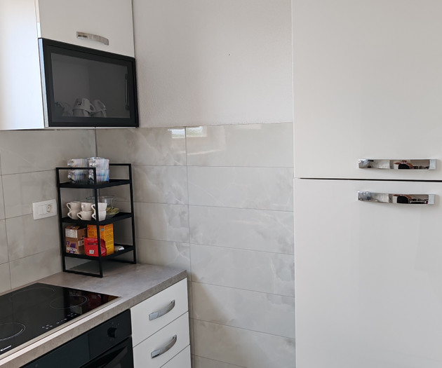 Sea View 2BR · Starlink Internet · near beach