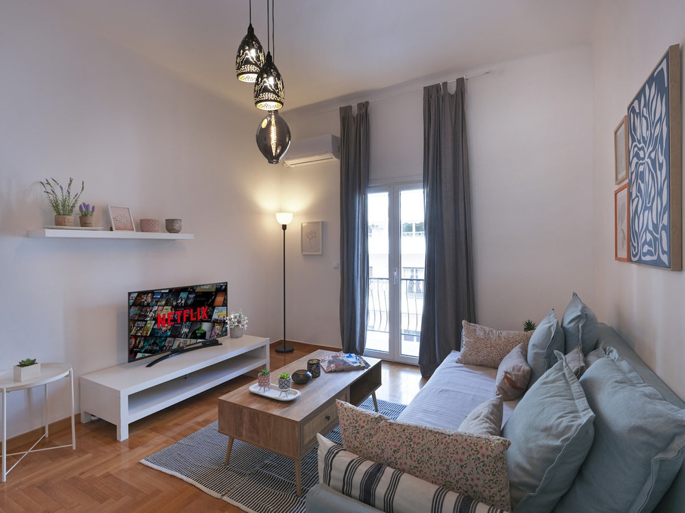 Cozy Athenian apartment next to the center preview