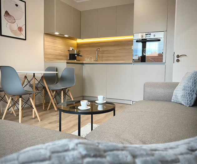 Stylish Top Center Apartment for 4 guests
