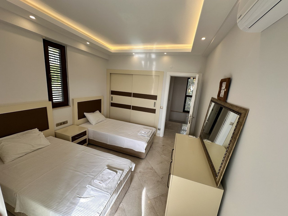 Image #11