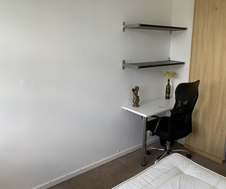 London Bridge: Double bed and own WC