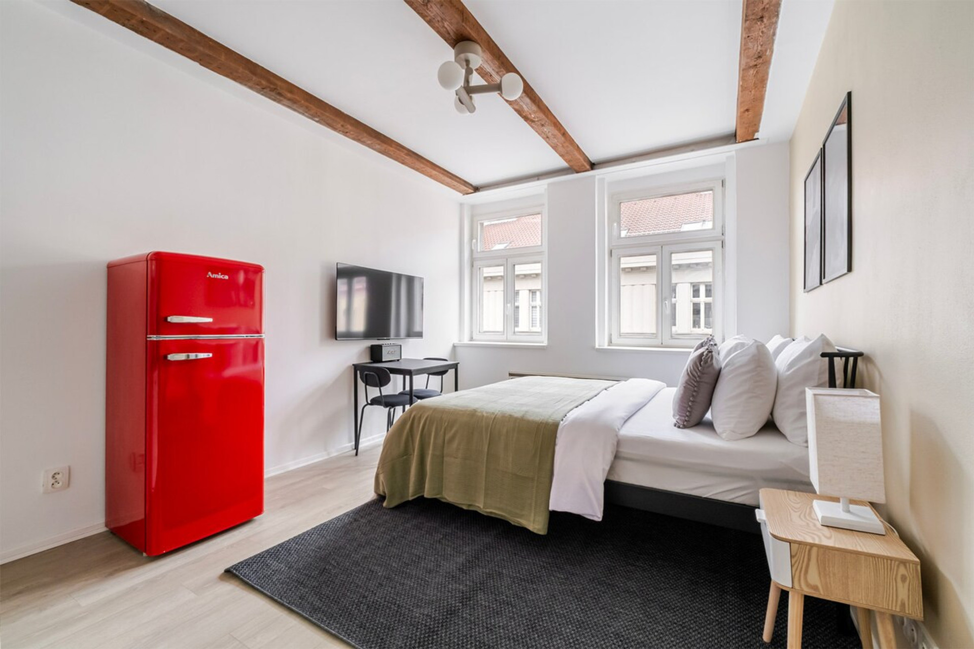 Queen Size Bed