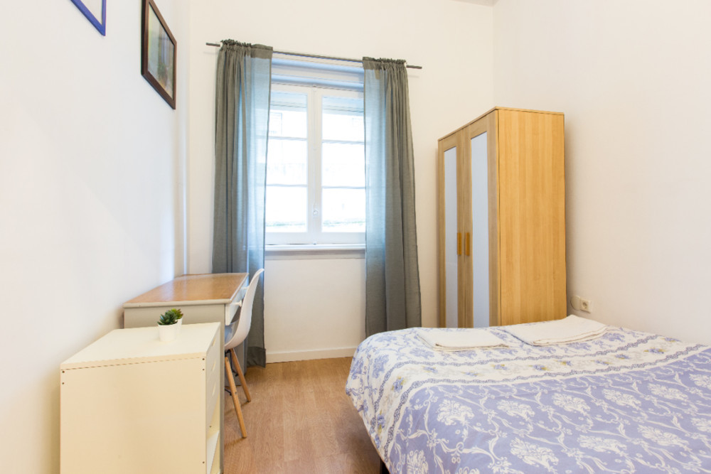 Cozy double room in Rato preview