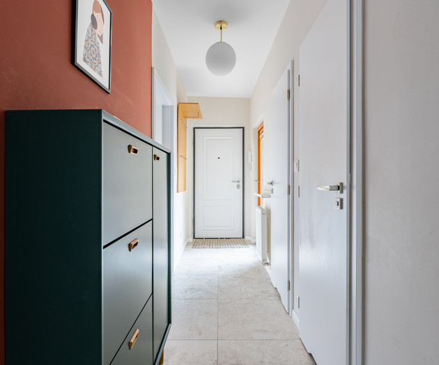 Two-bedrooms apartment with air-condition, balcony