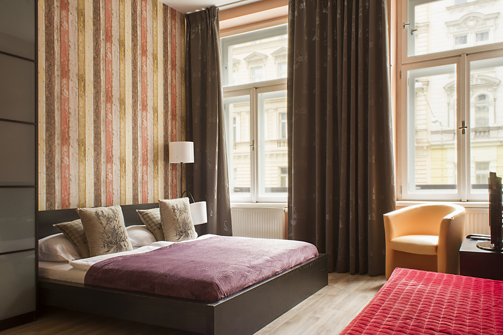 SUNNY CITY CENTER FLAT preview