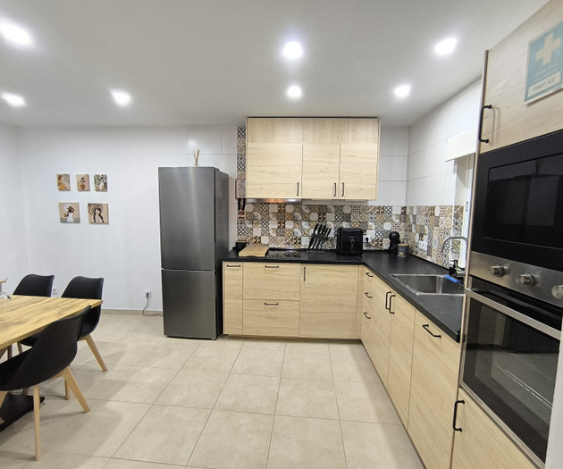 Kitchen with dining table view