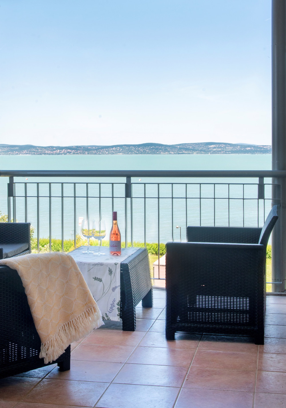 Exclusive lakeside apartment at Balaton preview