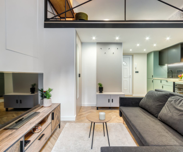 RK Apartment | A/C | Quiet | Central