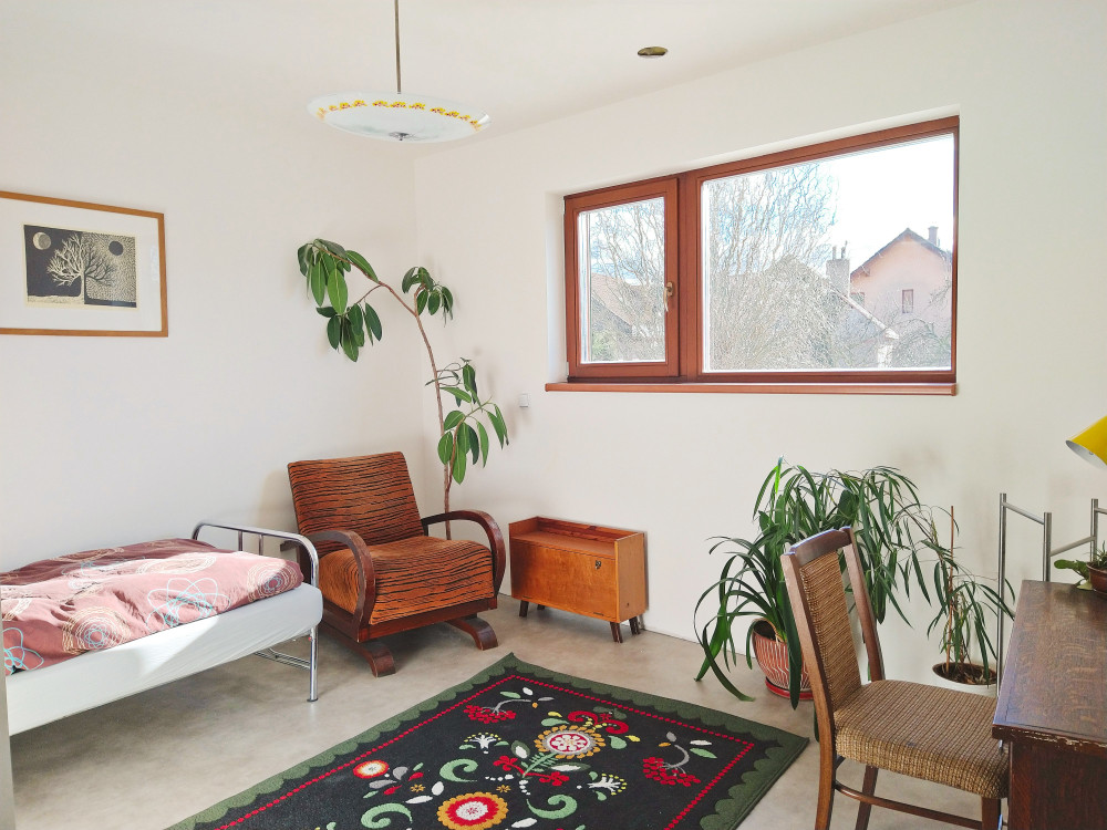 Cozy studio close to metro Skalka
