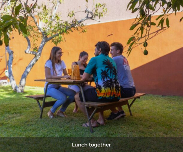 Tenerife coliving in historical house - Aloe room