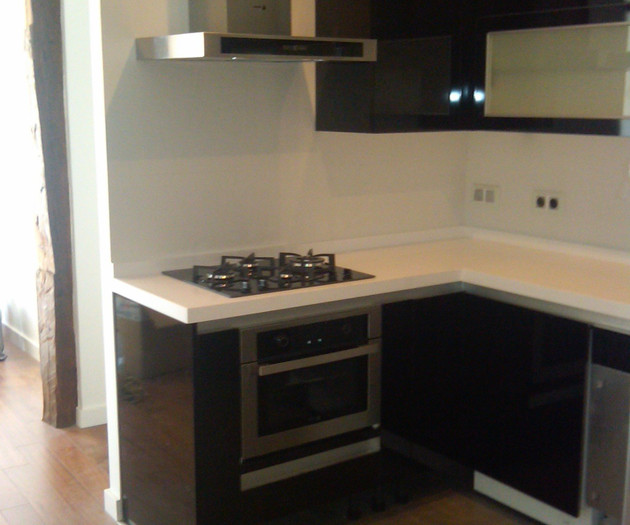 BRIGHT & VERY QUIET – TOP FLOOR - HISTORIC CENTER