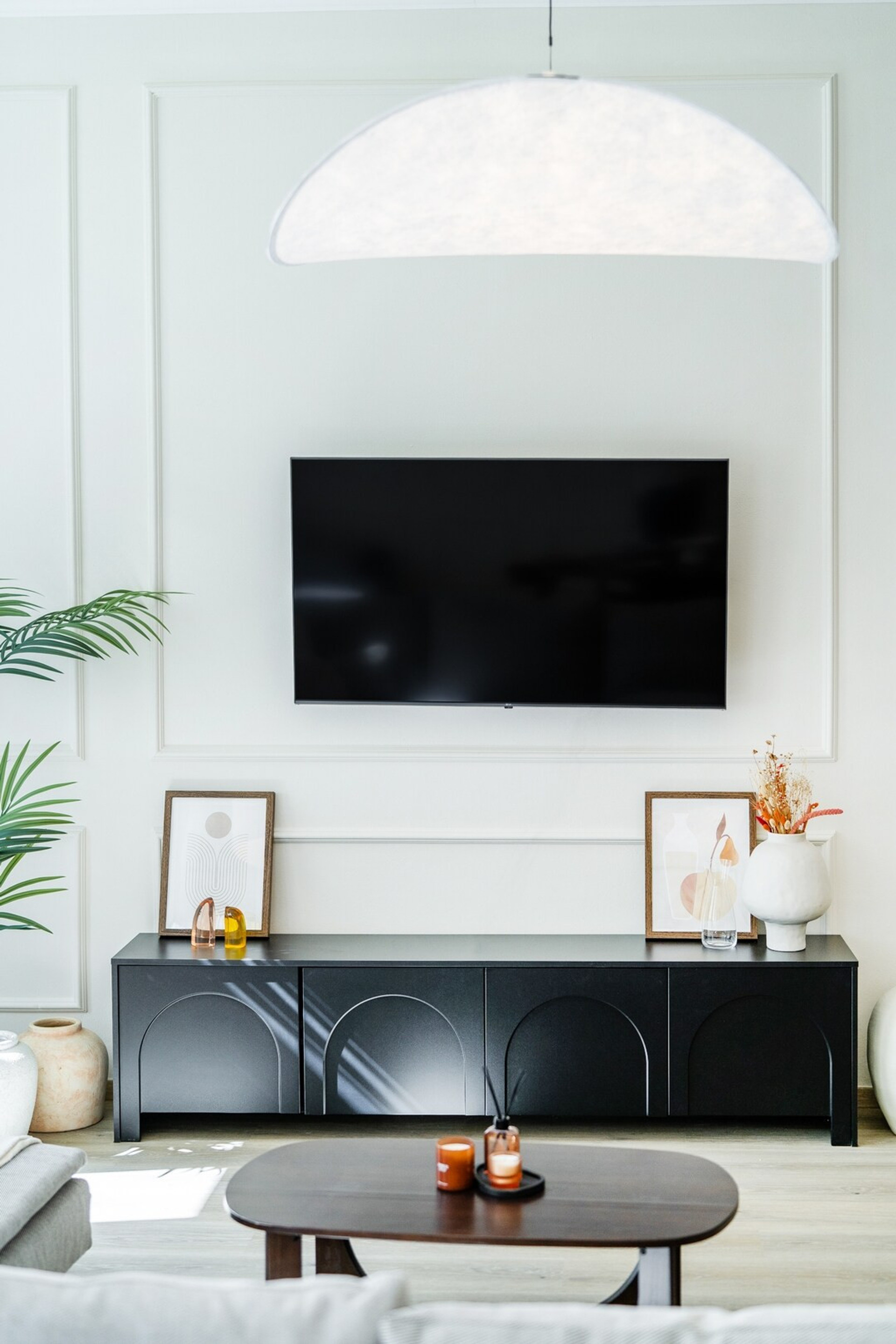 Living room image 2