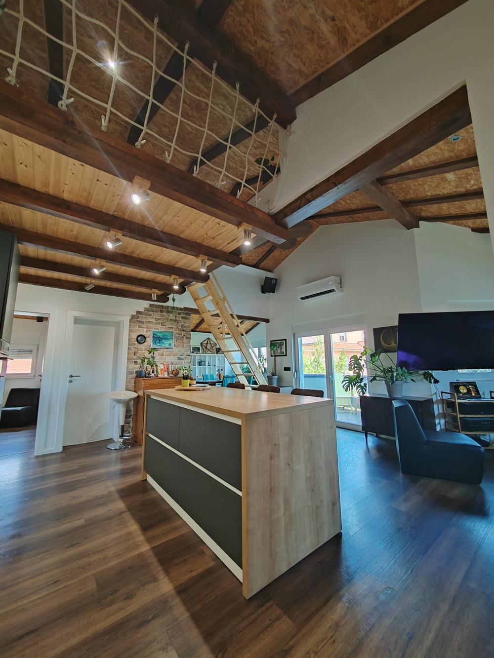 Chill & relax loft apartment Zadar preview