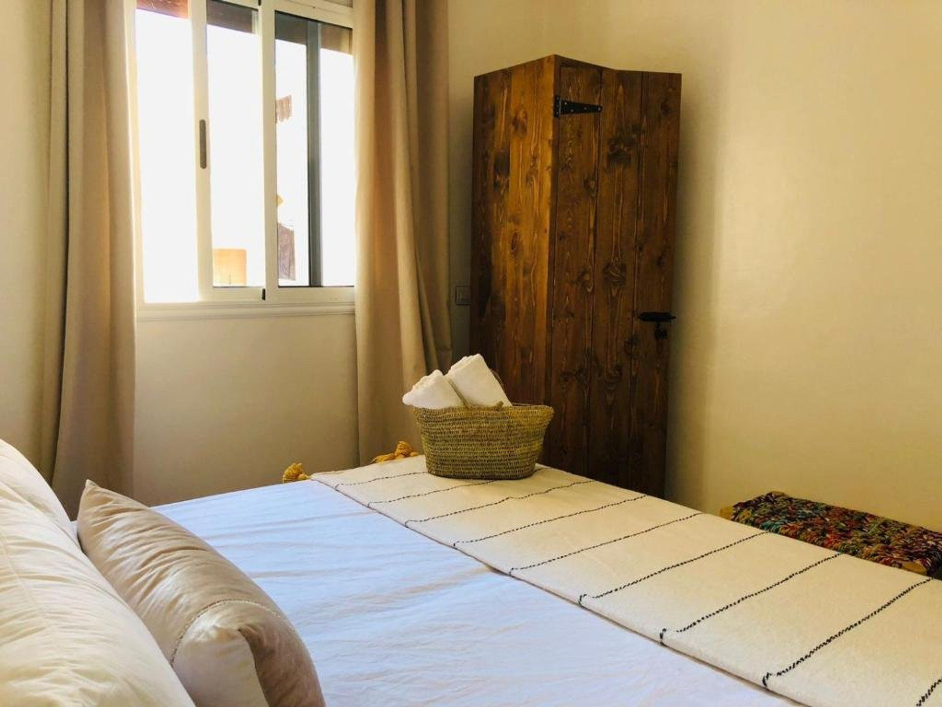 Room with extra large bed