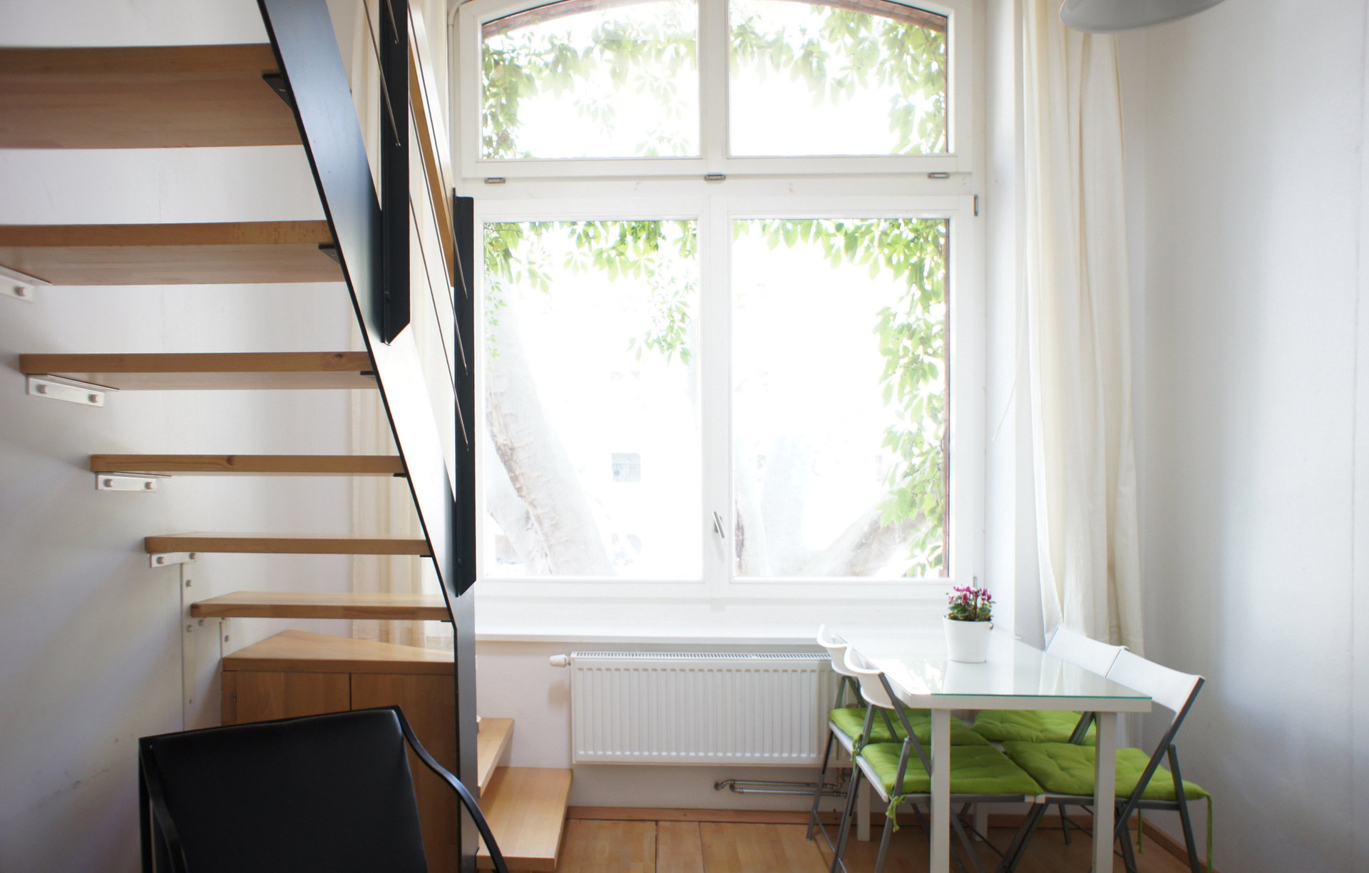 Living and dining area on lower level