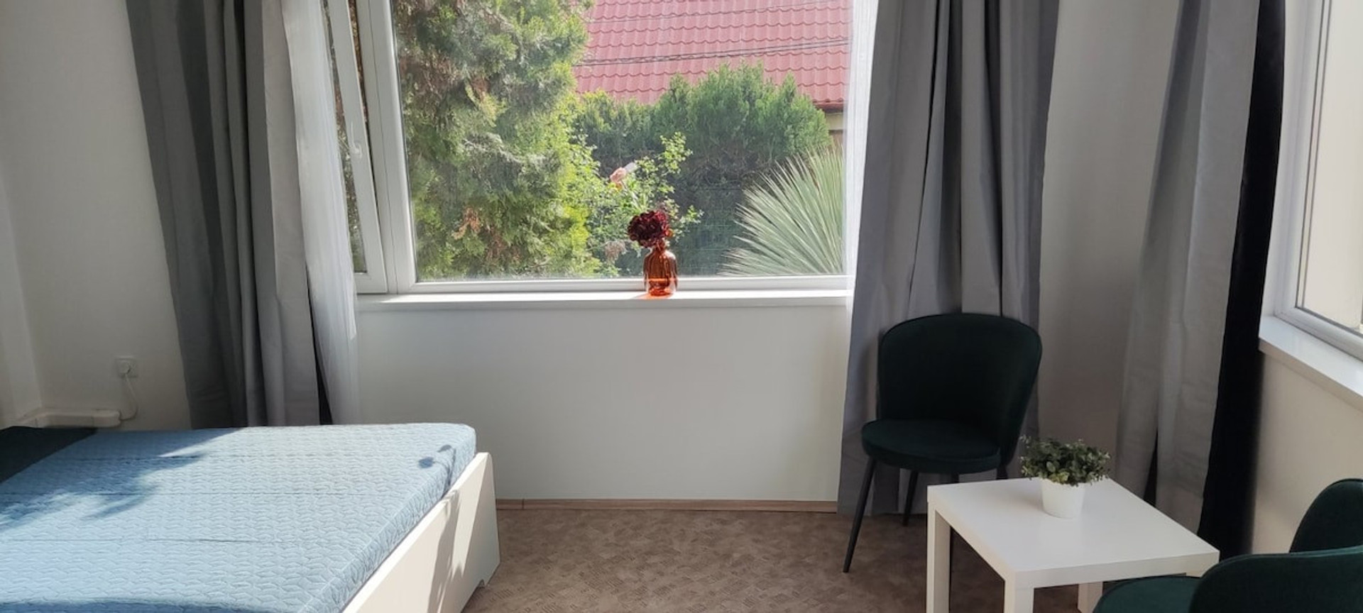 Bedroom image 2