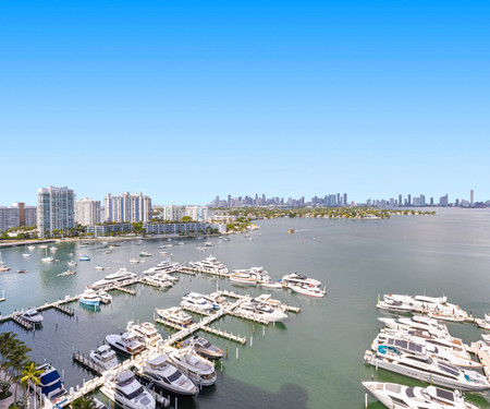 Miami Skyline Luxe Penthouse