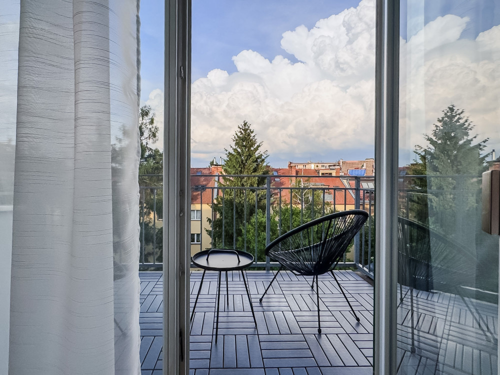 Bright 1BR apartment with Terrace preview