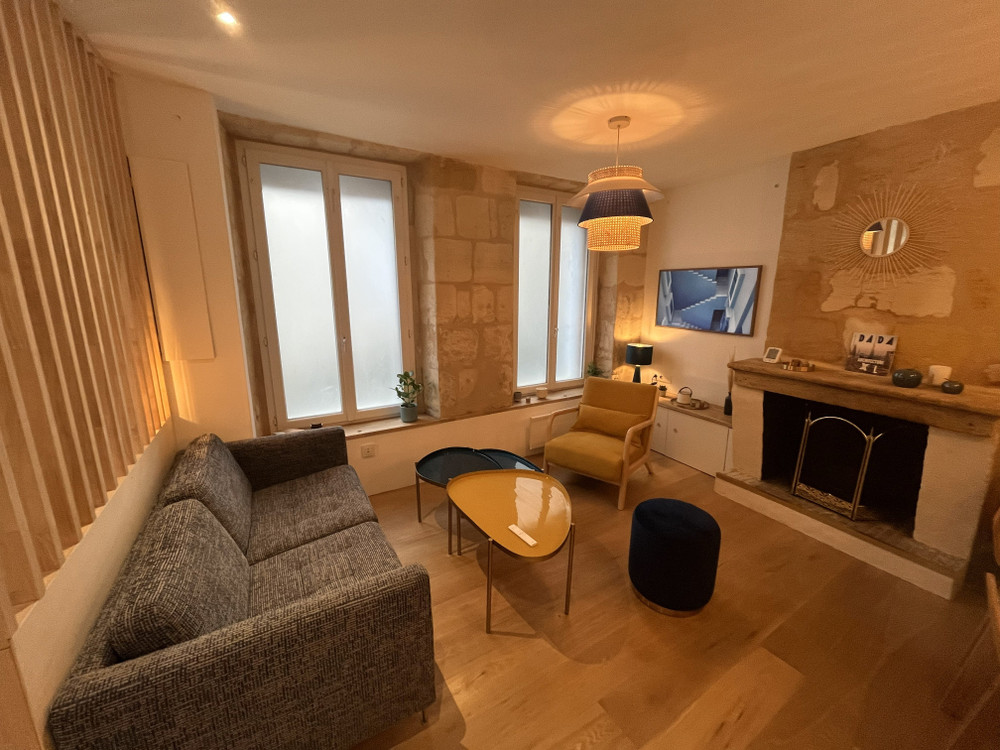 House Bordeaux center preview