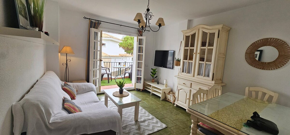 La Barrosa Beach Holiday Home- Walking to beach preview