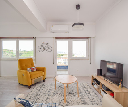 T2 apartment with panoramic view of  the Tejo