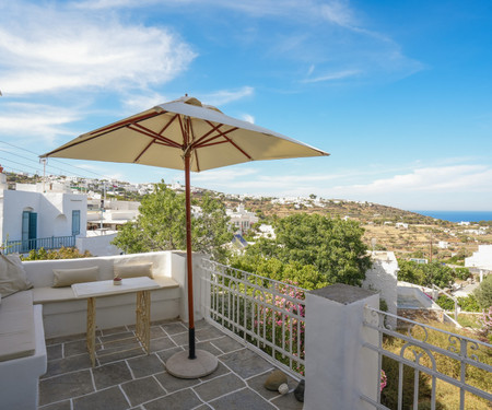 Euphoria Suite (Starlink)- In The Heart of Sifnos