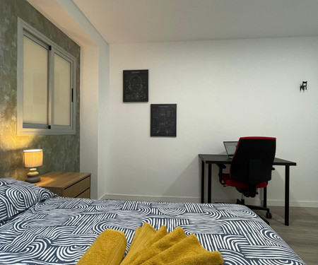 Private Room in Co-Living (Room Sevilla)