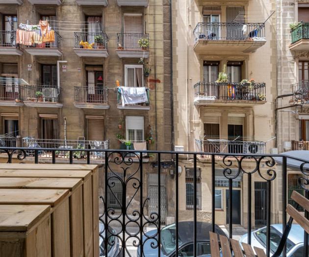 Apartamento Reformado de 2 Habitaciones