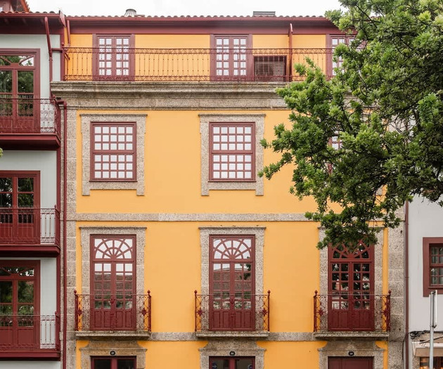Bright Flat w/ Balcony by Host Wise