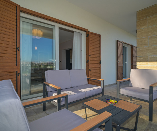 Apartamento de 3 dormitorios con vistas panorámicas al mar